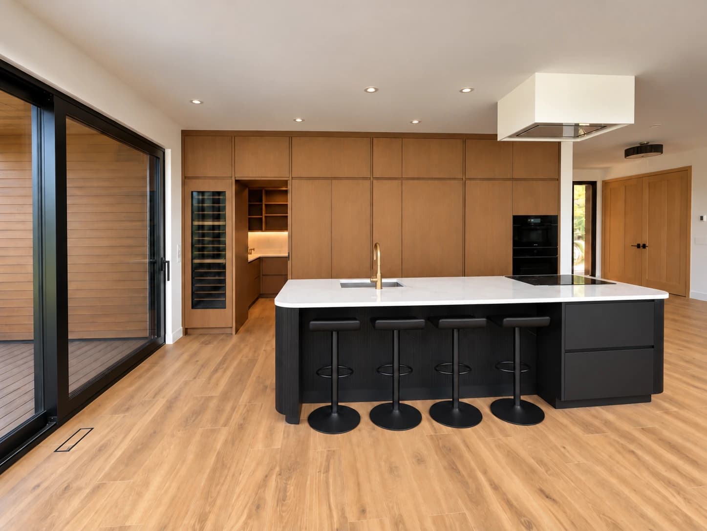 Custom kitchens and refacing